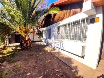 Finster Vende Propiedad Comercial En Ubicación Estratégica!