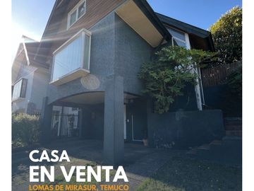 Se Vende Hermosa Casa De 3 Niveles En Sector Lomas De Mirasu