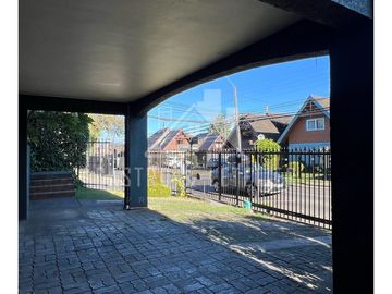 Se Vende Hermosa Casa De 3 Niveles En Sector Lomas De Mirasu