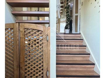 Se Vende Hermosa Casa De 3 Niveles En Sector Lomas De Mirasu