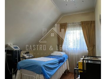 Se Vende Hermosa Casa De 3 Niveles En Sector Lomas De Mirasu
