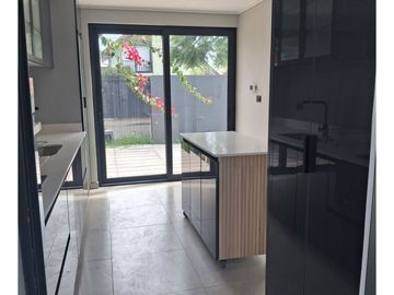 Remodelada / Arizona / Cleveland