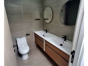 Remodelada / Arizona / Cleveland