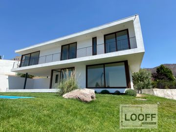 Condominio La Reserva. No Perimetral. Orientación Norte