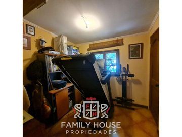 Propiedad En Venta En Calle Ramón Carvallo, La Cisterna. FHP