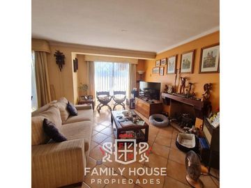 Propiedad En Venta En Calle Ramón Carvallo, La Cisterna. FHP