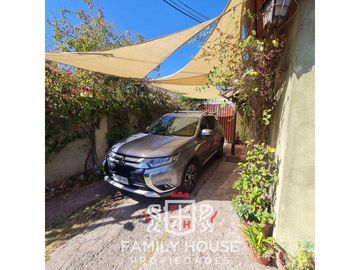 Propiedad En Venta En Calle Ramón Carvallo, La Cisterna. FHP