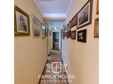 Propiedad En Venta En Calle Ramón Carvallo, La Cisterna. FHP