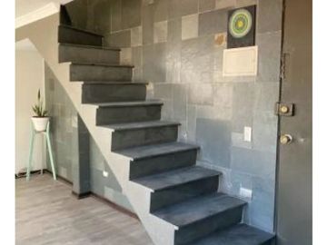 Gestimob Vende Departamento Duplex En Calle Huérfanos  Condo