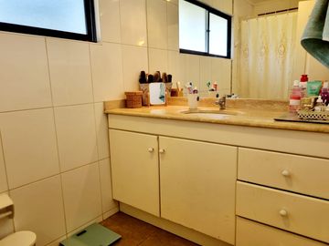 SE VENDE EXCLUSIVA CASA EN SECTOR MIRADOR DEL VALLE