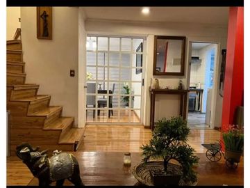 Munizaga & Asociados Vende Linda Propiedad De 3 Pisos En