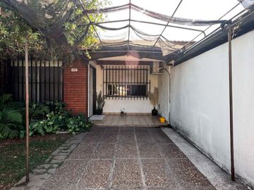 VENTA PH TIPO CASA 3 AMB PB B. CERRADO HURLINGHAM