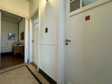 VENTA CASA RAMOS MEJIA 6 AMBIENTES CON PISCINA Y C