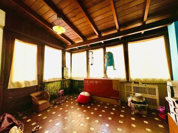 VENTA CASA RAMOS MEJIA 6 AMBIENTES CON PISCINA Y C
