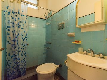 VENTA PH 2 AMB. Y PATIO CERRADO EN RAMOS MEJIA