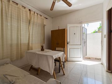 VENTA PH 2 AMB. Y PATIO CERRADO EN RAMOS MEJIA