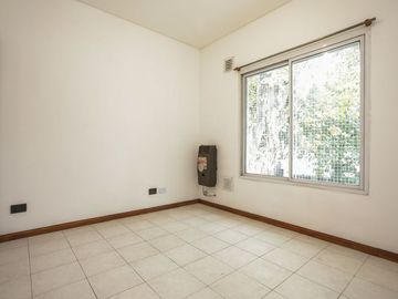 Venta PH 2 Ambientes y Terraza en Villa Pueyrredon