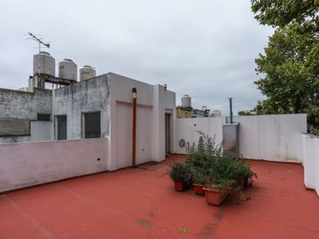 Venta PH 2 Ambientes y Terraza en Villa Pueyrredon