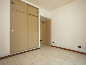 Venta PH 2 Ambientes y Terraza en Villa Pueyrredon
