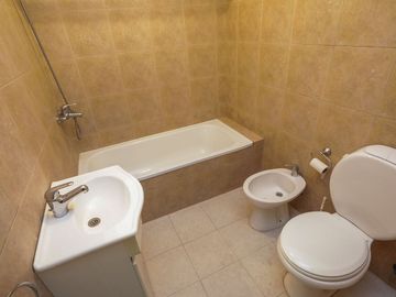 Venta PH 2 Ambientes y Terraza en Villa Pueyrredon