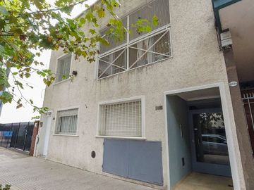 Venta PH 2 Ambientes y Terraza en Villa Pueyrredon