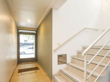 Venta PH 2 Ambientes y Terraza en Villa Pueyrredon