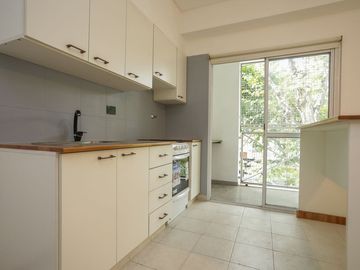 Venta PH 2 Ambientes y Terraza en Villa Pueyrredon