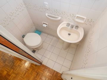 VENTA DEPARTAMENTO RECOLETA PISO ALTO BAJO PRECIO