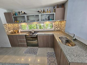SAN CARLOS COUNTRY VENTA- CASA 5 amb con pileta