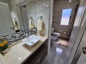 SAN CARLOS COUNTRY VENTA- CASA 5 amb con pileta