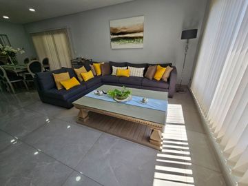 SAN CARLOS COUNTRY VENTA- CASA 5 amb con pileta
