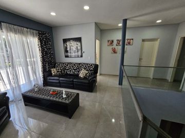 SAN CARLOS COUNTRY VENTA- CASA 5 amb con pileta