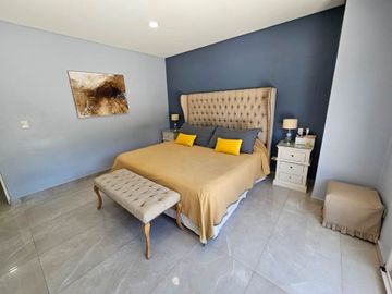 SAN CARLOS COUNTRY VENTA- CASA 5 amb con pileta