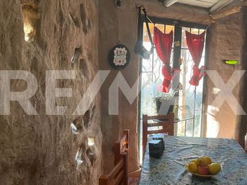 CASA EN VENTA BALSA LAS PERLAS.UN DORMITORIO