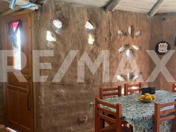 CASA EN VENTA BALSA LAS PERLAS.UN DORMITORIO