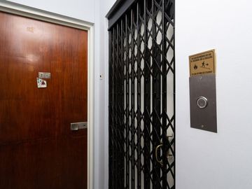 DEPTO 3 AMB EN VENTA CON BALCON FLORES