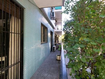 DEPTO 3 AMB EN VENTA CON BALCON FLORES