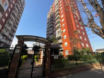 VENTA DEPARTAMENTO DE 2 DORMITORIOS CON BALCÓN