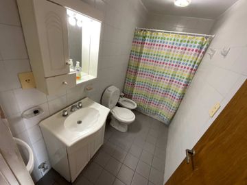 VENTA DEPARTAMENTO DE 2 DORMITORIOS CON BALCÓN