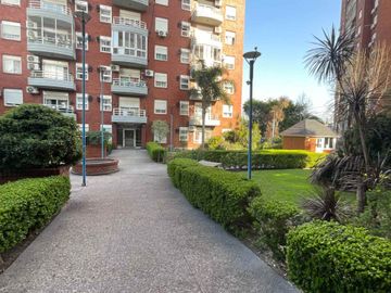 VENTA DEPARTAMENTO DE 2 DORMITORIOS CON BALCÓN