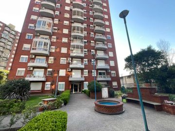 VENTA DEPARTAMENTO DE 2 DORMITORIOS CON BALCÓN