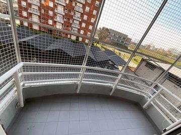 VENTA DEPARTAMENTO DE 2 DORMITORIOS CON BALCÓN