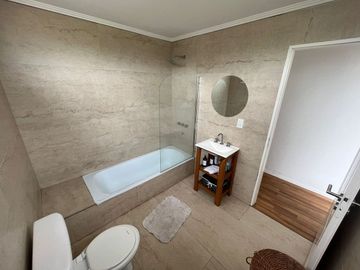VENTA CASA QUINTA CHASCOMUS CON CABAÑAS Y PISCINA