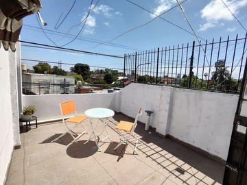 VENTA PH DOS PLANTAS 3 AMB. TERRAZA-GARAGE-BERNAL