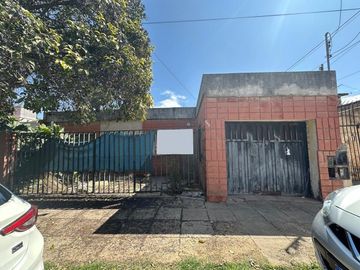 VENTA CASA A REFACCIONAR O DEMOLER ZONA DON BOSCO
