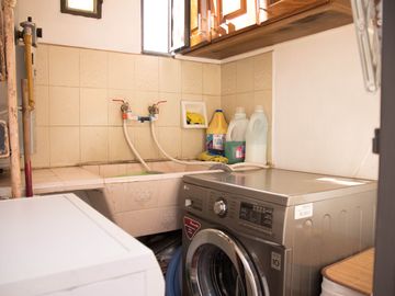 Casa 5 amb. venta Ramos Mejia. coch. pileta
