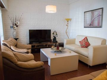 Casa 5 amb. venta Ramos Mejia. coch. pileta