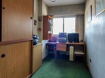 Venta depto 3 amb en Flores con Cochera RETASADO