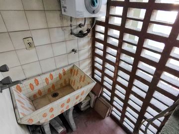 Venta depto 3 amb en Flores con Cochera RETASADO