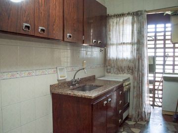 Venta depto 3 amb en Flores con Cochera RETASADO